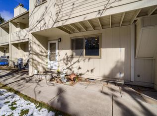 1050 NE Butler Market Rd APT 11, Bend, OR 97701