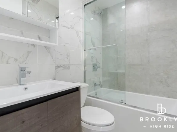 1489 Brooklyn Avenue image 7 of 9