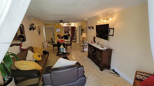 3101 N Country Club Dr Photo 1