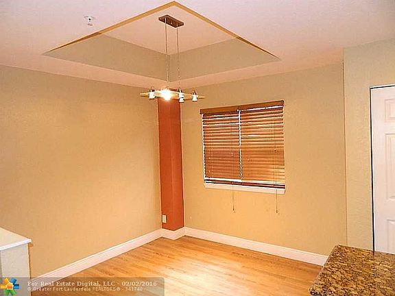 5th image of 614 SW 1st Ln #614