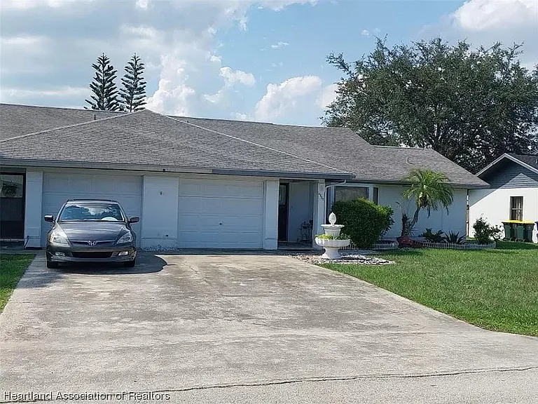 4500 Mercado Dr — Photo 1