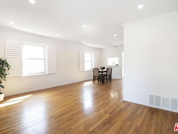 2nd image of 8012 Winsford Ave