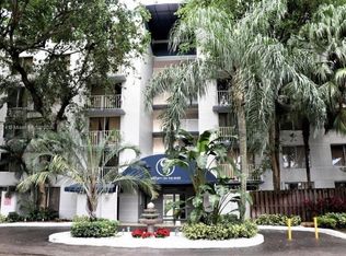 1720 NW North River Dr APT 413, Miami, FL 33125
