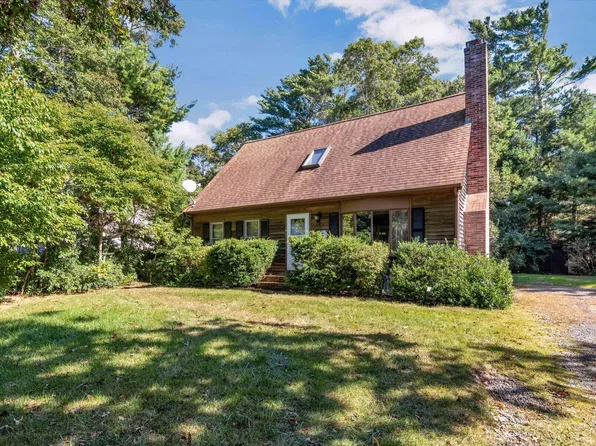 729 Old Barnstable Road, Teaticket, MA 02536
