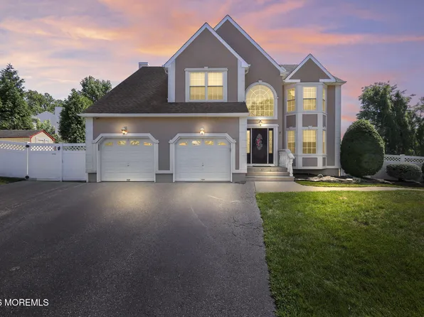 7 Boyd Road, Hazlet, NJ 07730