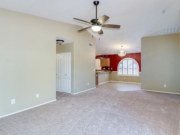 5th image of 42610 W Bunker Dr