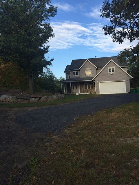 1st image of 4 Windsor Hill Road