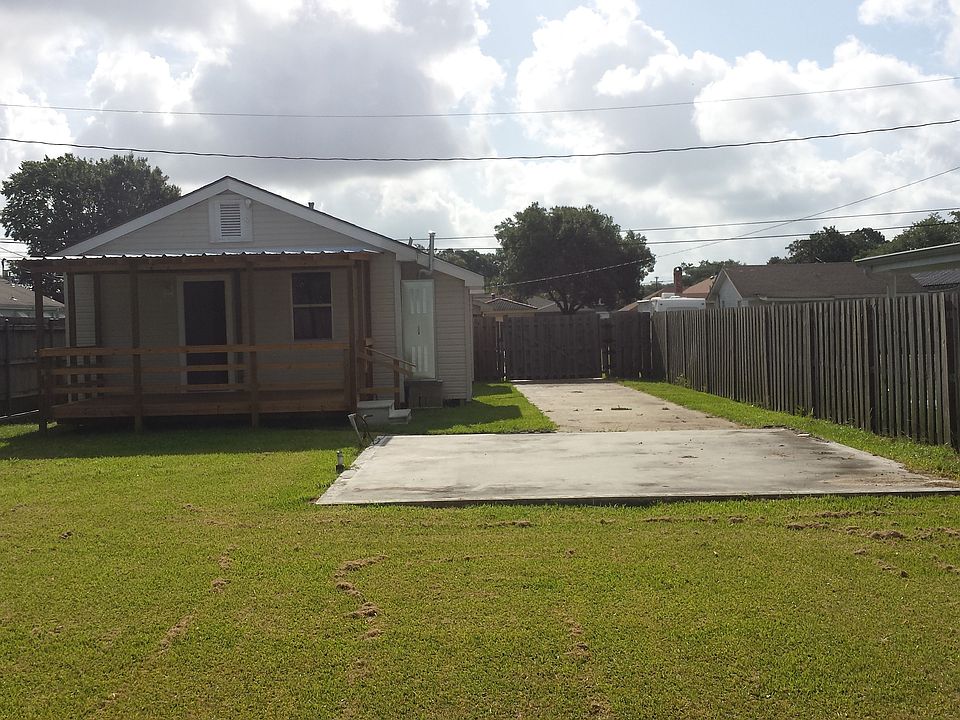 Rear Yard
