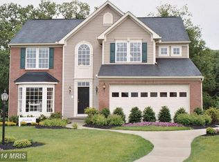 888 Riparian Dr, Falling Waters, WV 25419