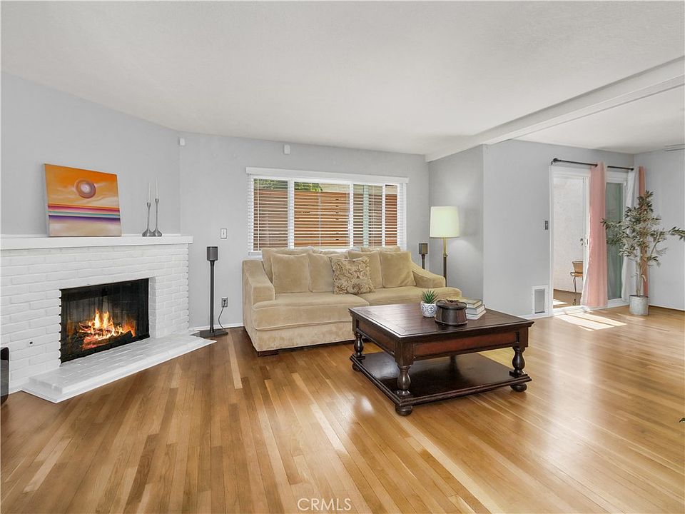 1st image of 1440 12th St APT B