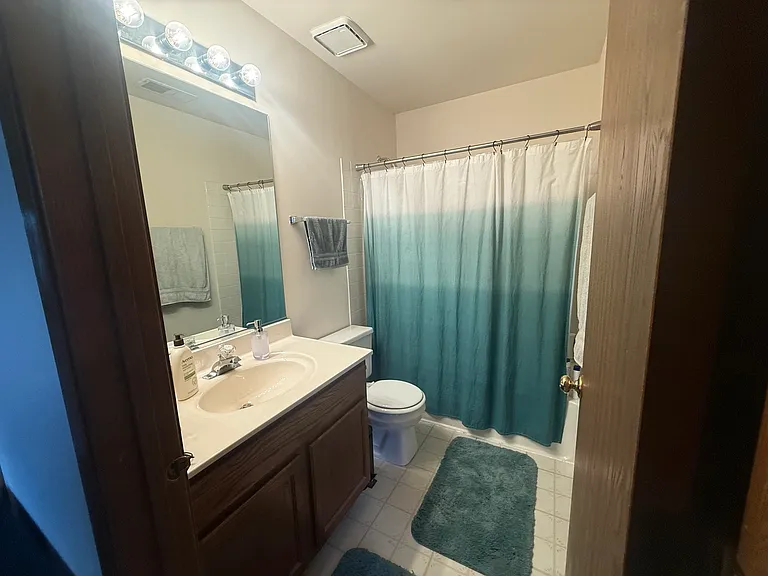 348 Fallbrook Ct — Photo 14