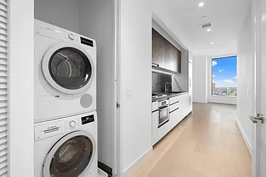 Rented by Fact Real Estate LLC