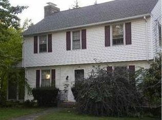 19 Knollwood Rd, East Hartford, CT 06118