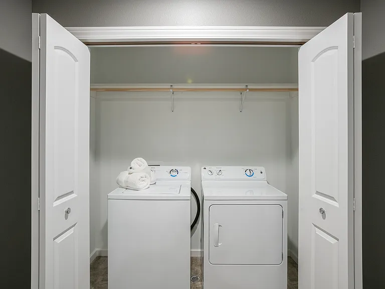 Creekside Townhomes — Photo 15