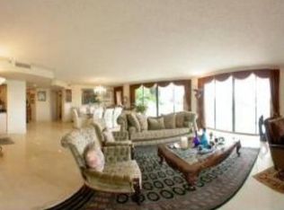 2000 Island Blvd APT 301, Aventura, FL 33160