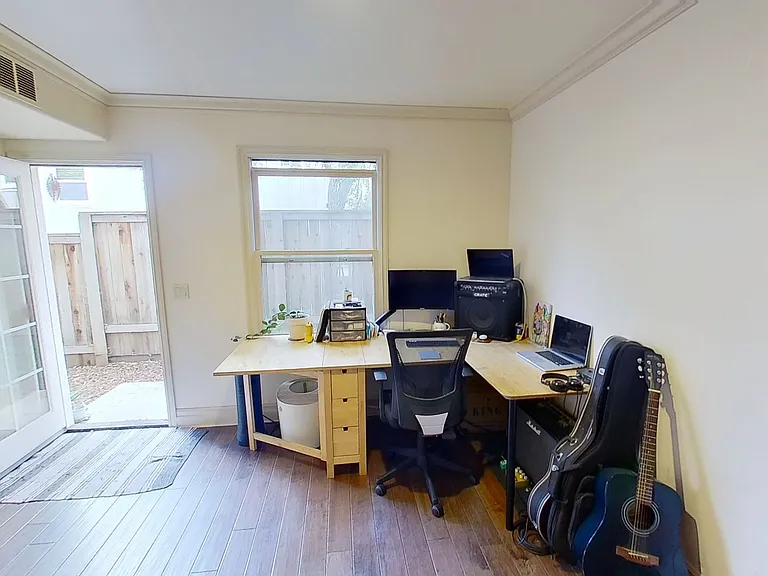 1318 San Andres St #C — Photo 3