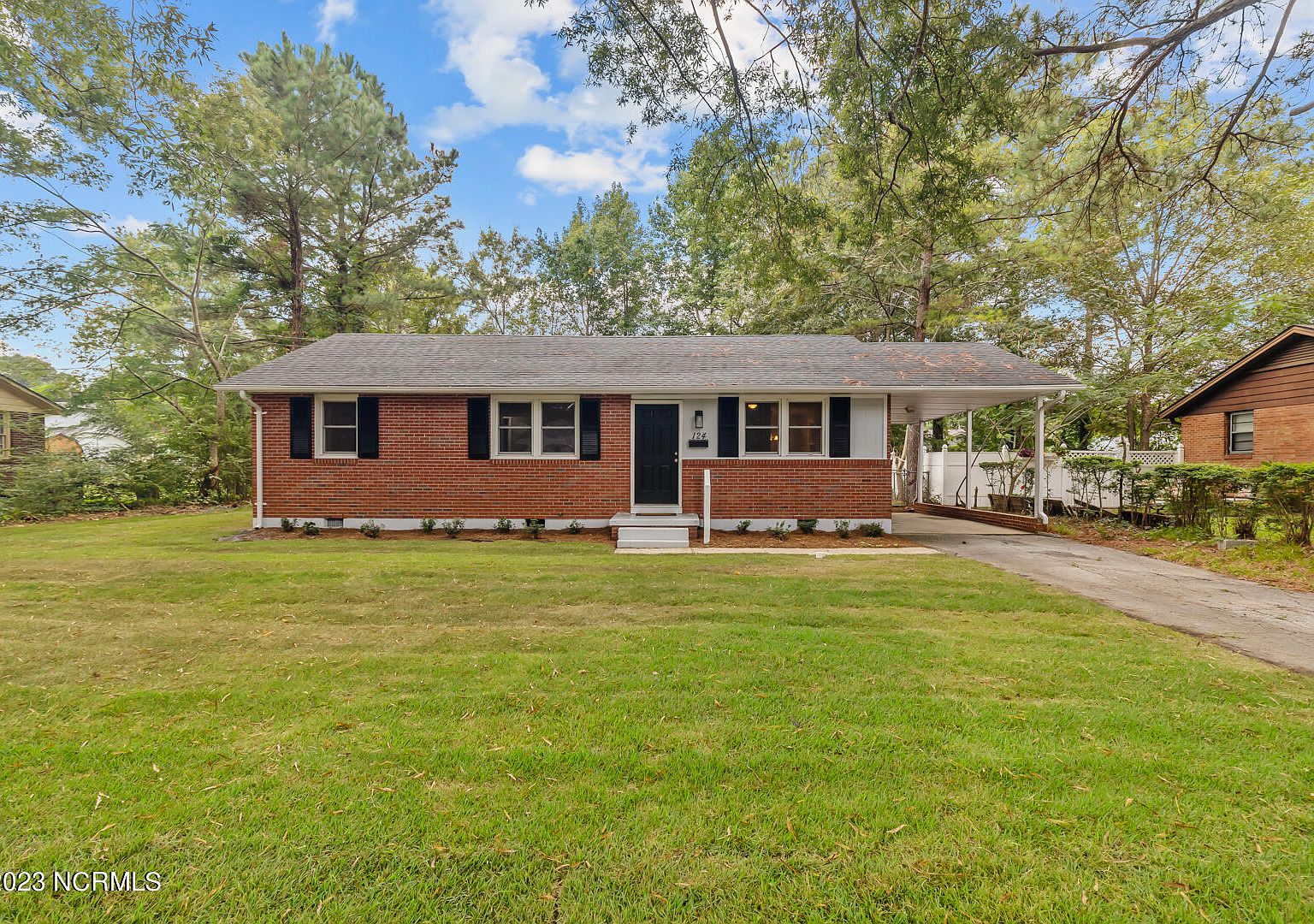 124 Kitt Drive, Jacksonville, Nc 28540 