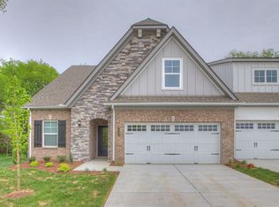 2241 Laurelstone Dr, Murfreesboro, TN 37130