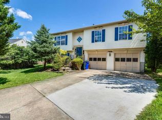 8328 Pleasant Chase Rd, Jessup, MD 20794