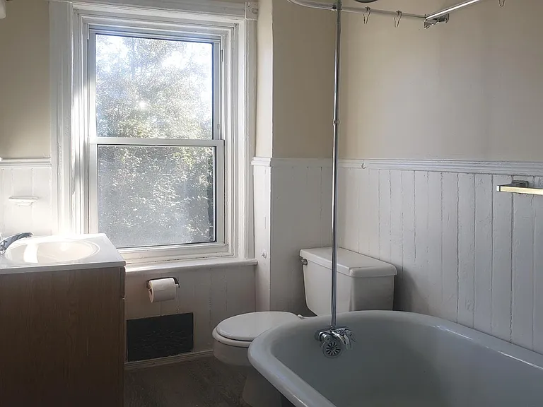 101 Hope Ave — Photo 8