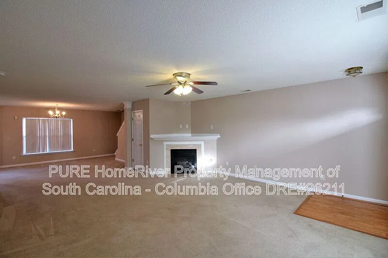 3 bed, 2.5 bath, 2364 sqft, $1,995 — Photo 2