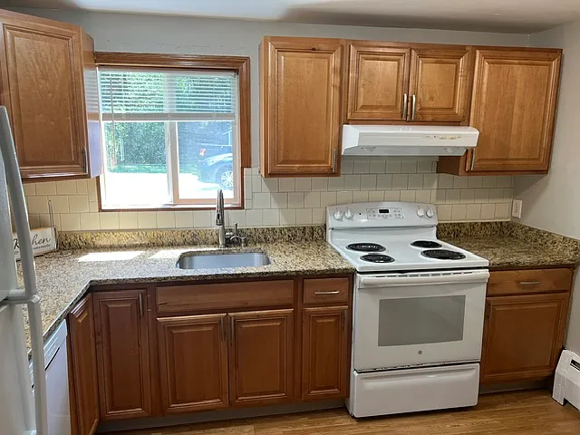 2 bed, 725 sqft, $2,075 — Photo 3