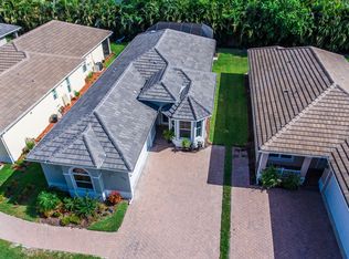 2805 Linda Dr, Naples, FL 34112