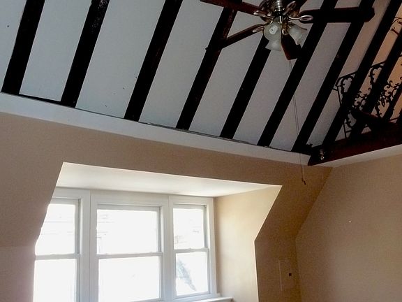 3rd image of 4709 Chester Ave Floor 3