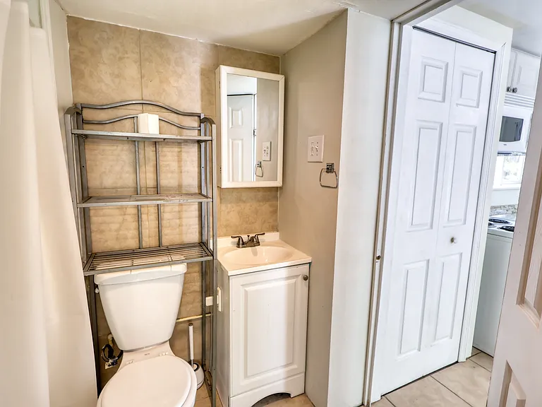 3035 Melton St N #1/2 — Photo 21