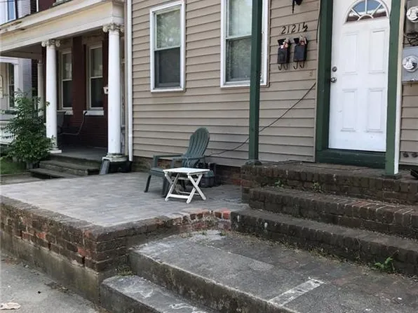 2121 1/2 W Main St, Richmond, VA 23220