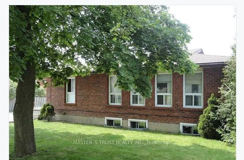 Building Photo - 66 Penetang St #4