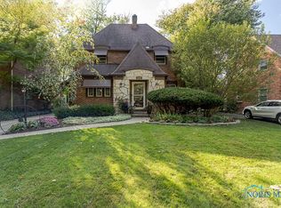 2829 Goddard Rd, Toledo, OH 43606