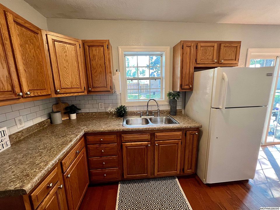 609 11th St NE, Mason City, IA 50401 Zillow