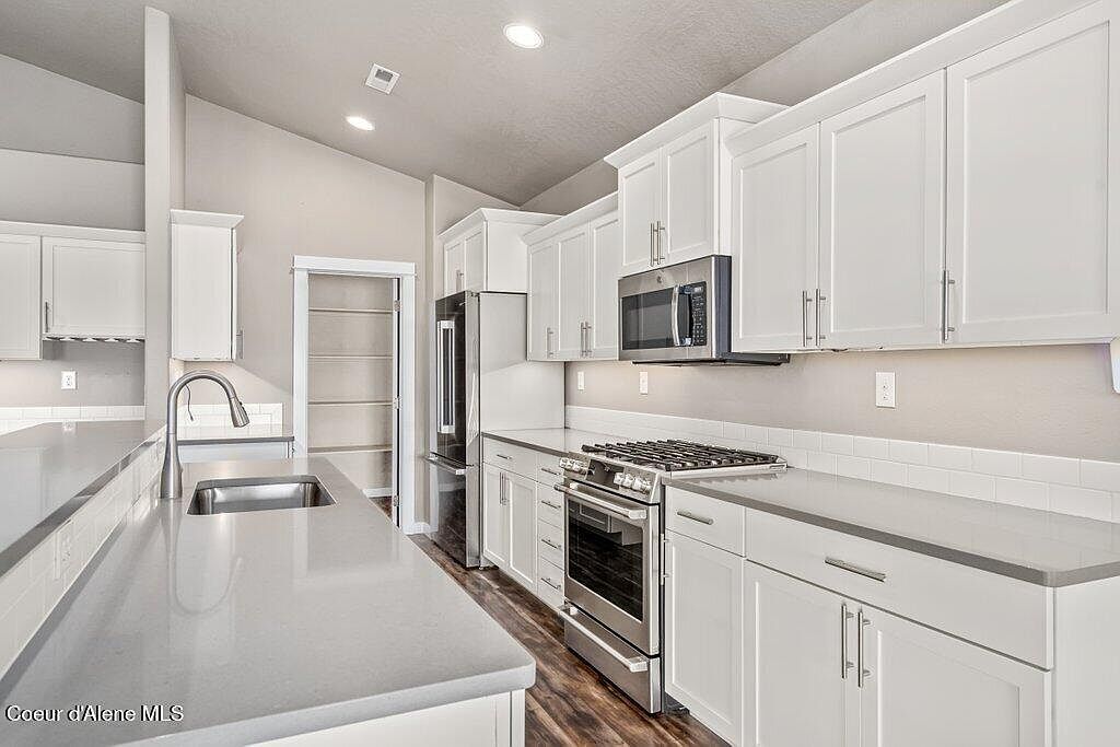 13241 N Loveland Way, Hayden Lake, ID 83835 | MLS #26-211 | Zillow