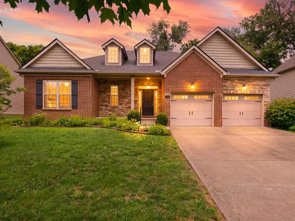 1072 Crestfield Ln, Lexington, KY 40517