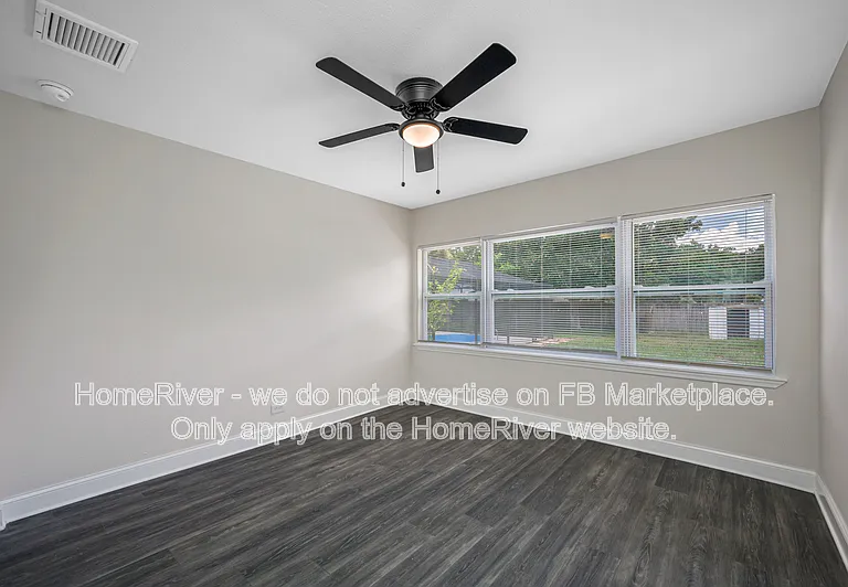 306 Park Blvd — Photo 24