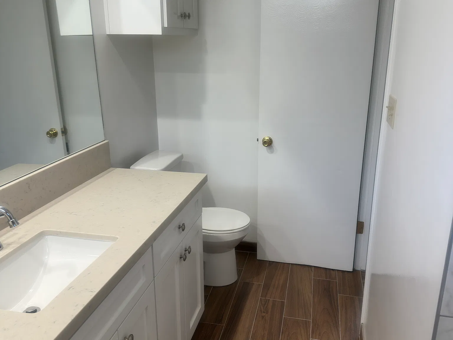 2 bed, 1000 sqft, $2,950 — Photo 3
