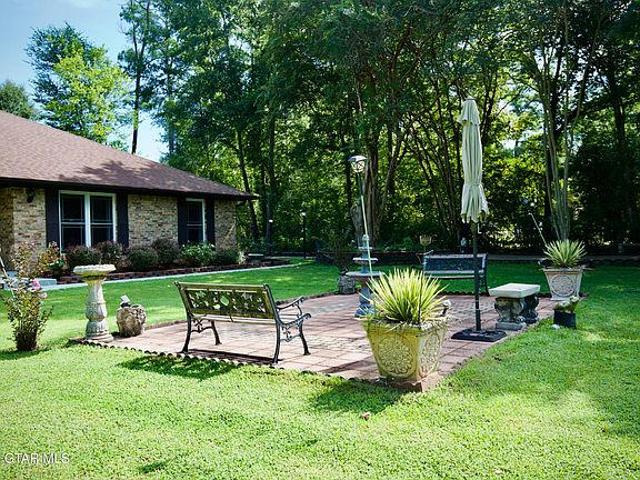 5th image of 209A Woodlawn Rd