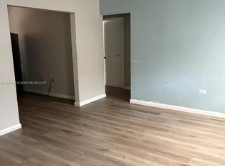 960 SW 7th St APT 2, Miami, FL 33130