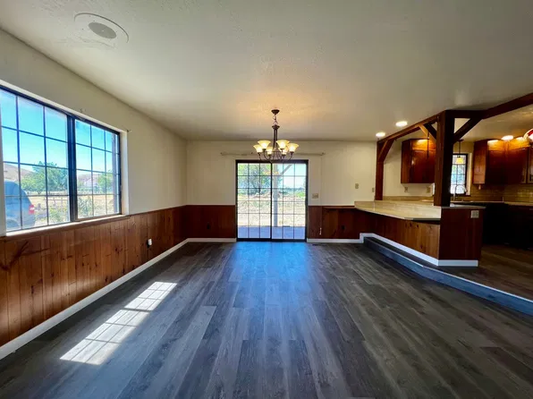 3508 Birchfield Rd, Moxee, WA 98936