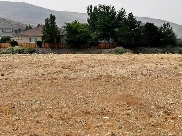 5835 Single Foot Ct, Sparks, NV 89436