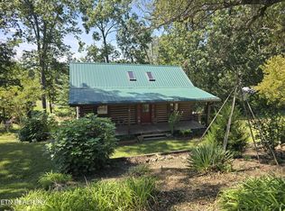 135 Osborne Ln, Harrogate, TN 37752