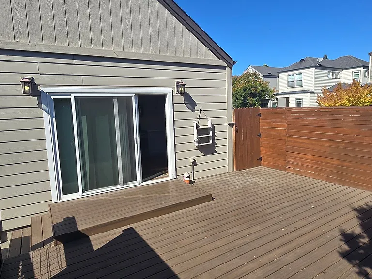 1506 Tammy Way — Photo 19