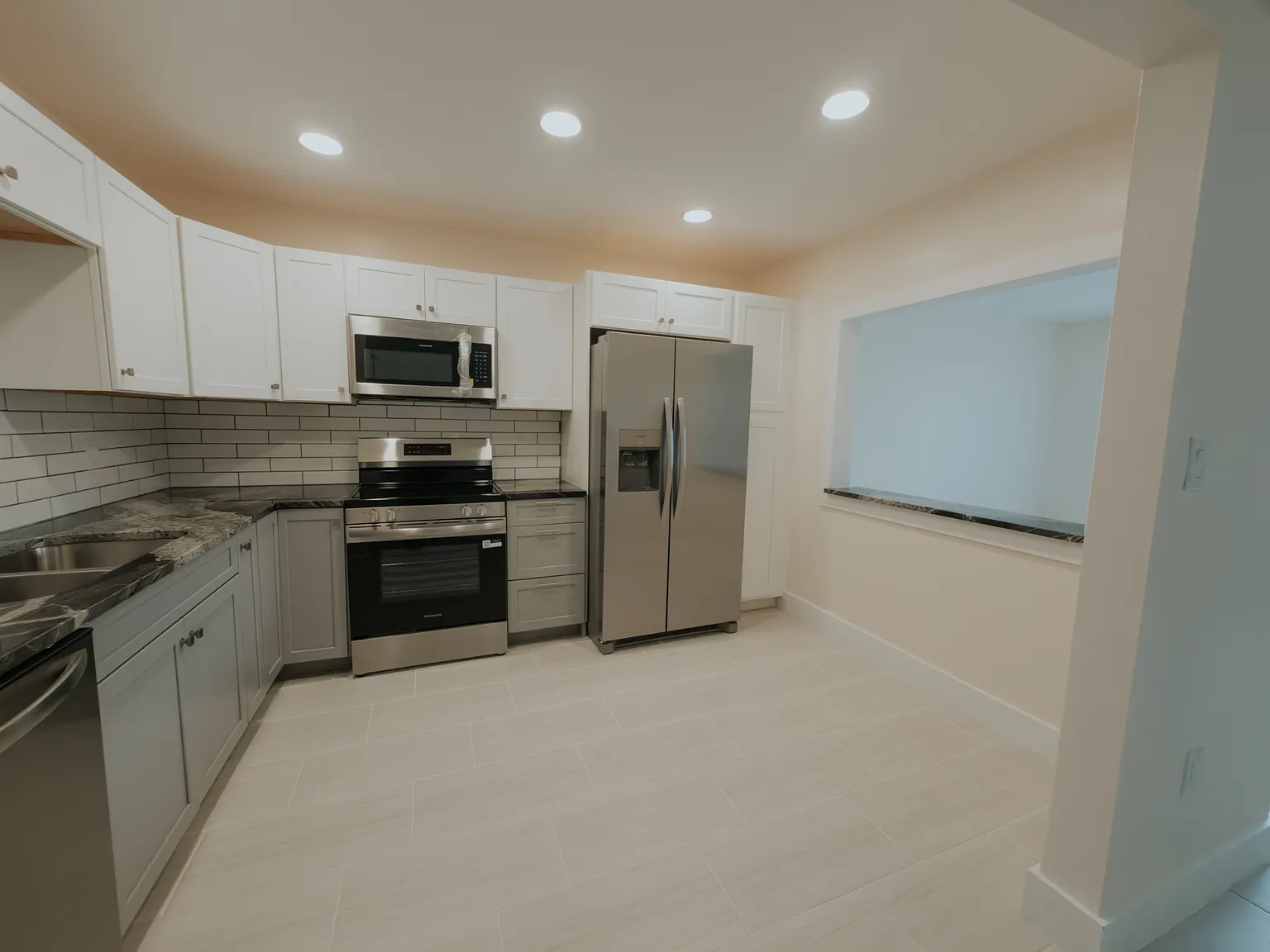 1 bed, 820 sqft, $1,800 — Photo 2