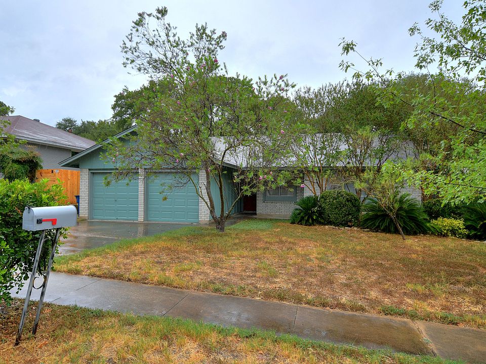 1st image of 2706 Deeringhill Dr