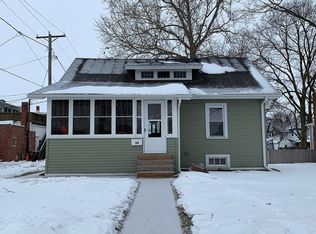 109 W 3rd St, Prophetstown, IL 61277