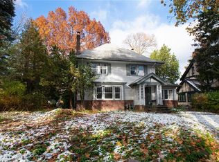 32 Windemere Rd, Rochester, NY 14610