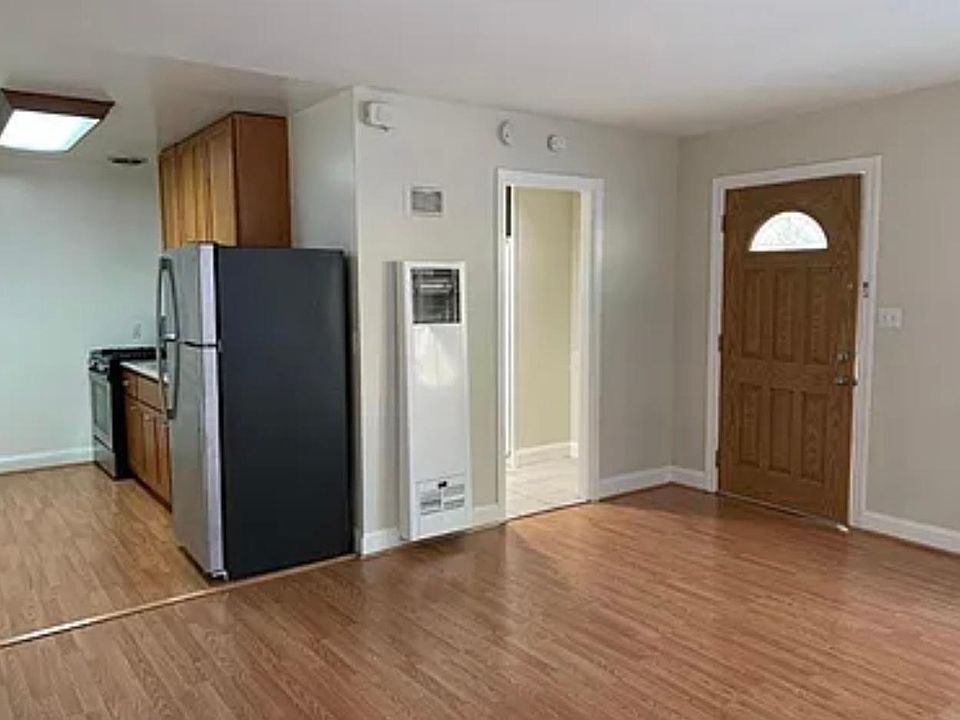 1st image of 1285 Saint Francis St