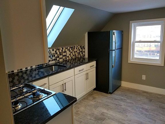 2nd image of 224 Freeman Ave #30E