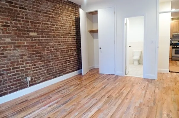 Rented by Citi Habitats | media 25